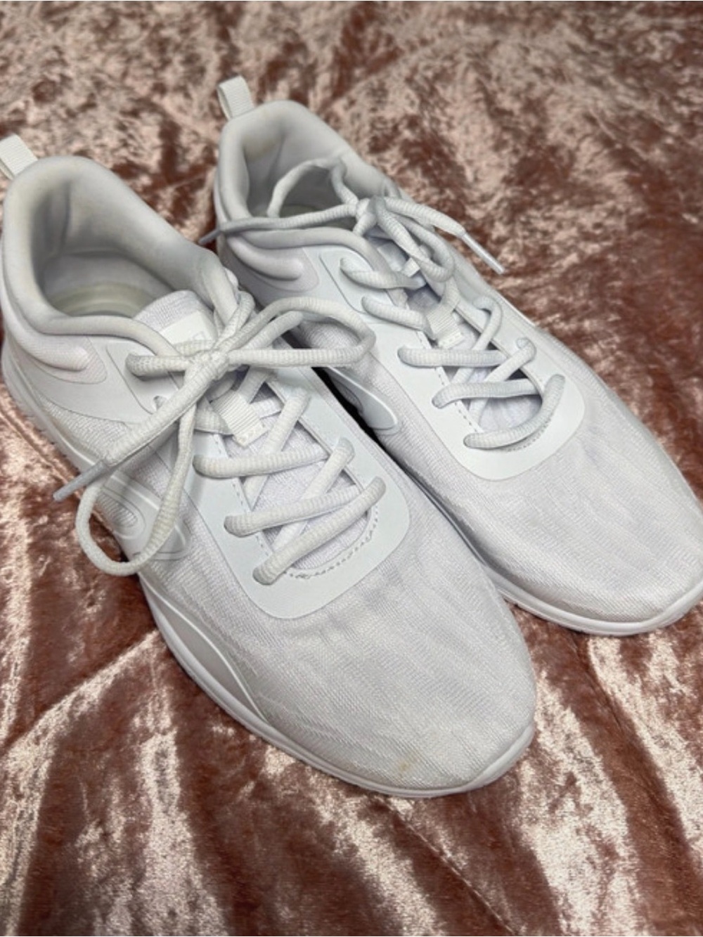 BCG Cheer Lightweight Athletic Sneakers
